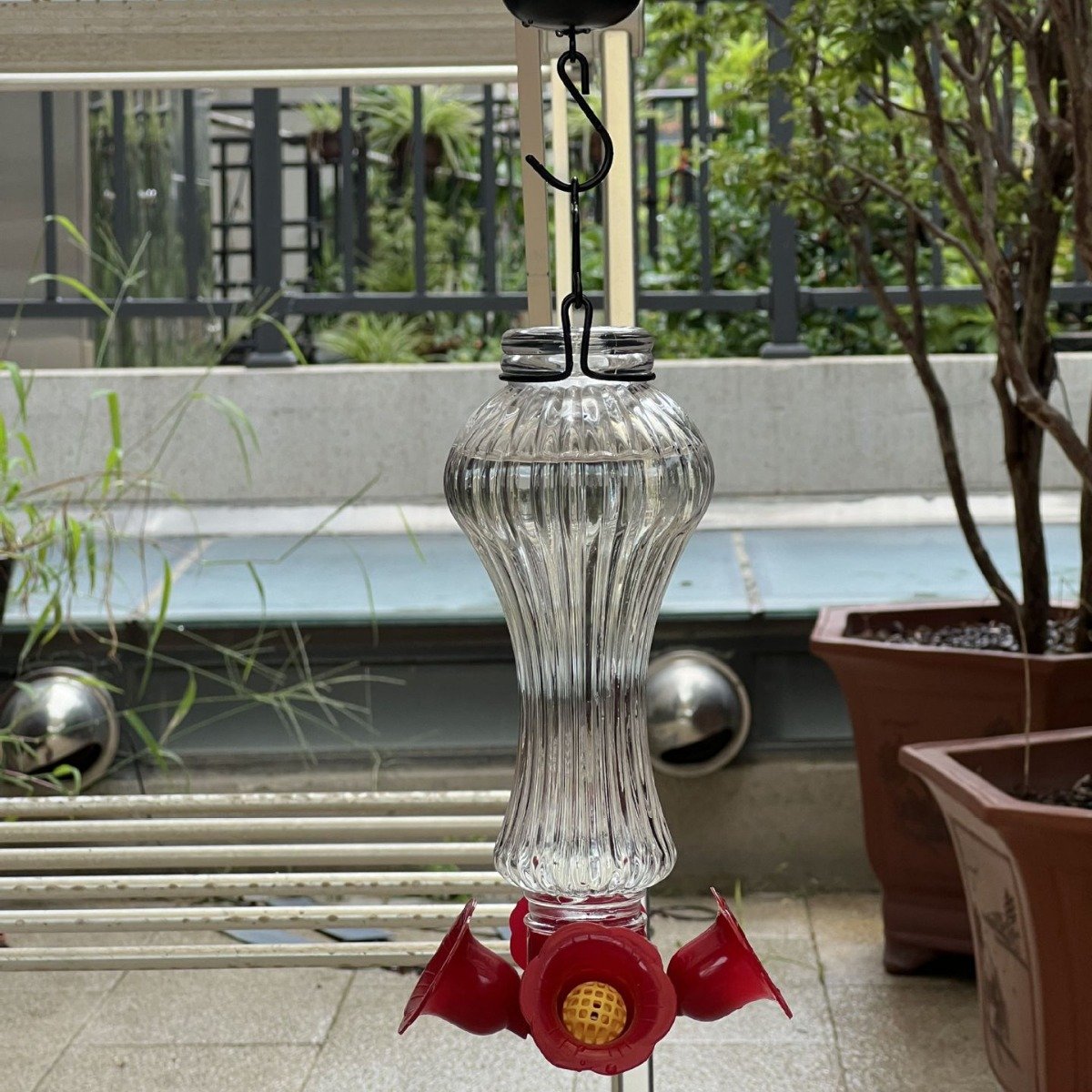 Flowers Glass Hummingbird Feeder With Ant Moat