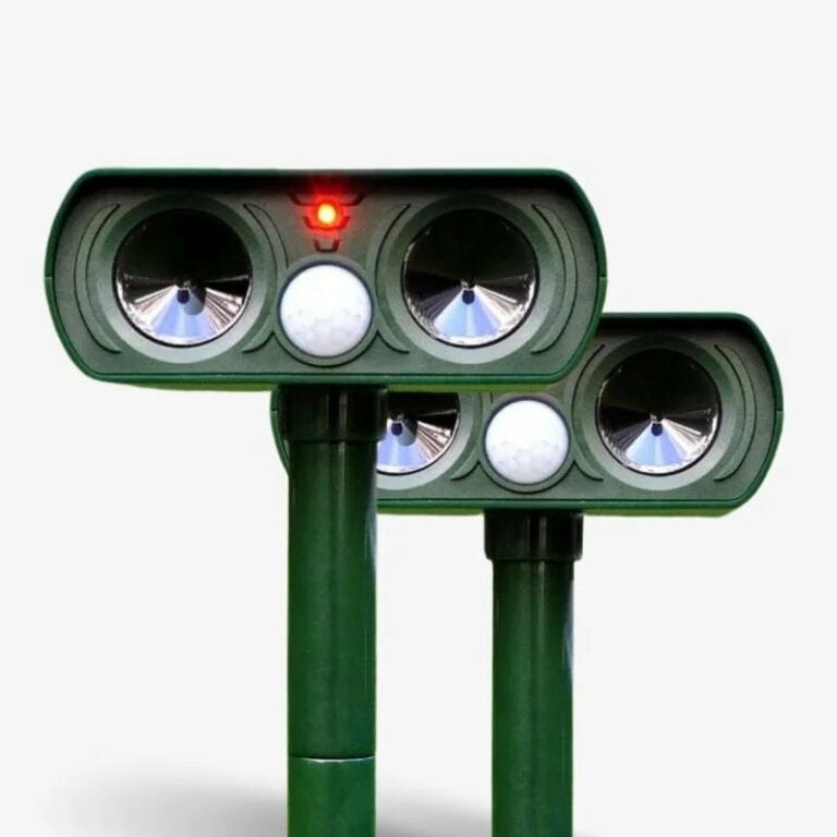 Ultrasonic Fox Repeller Solar Powered