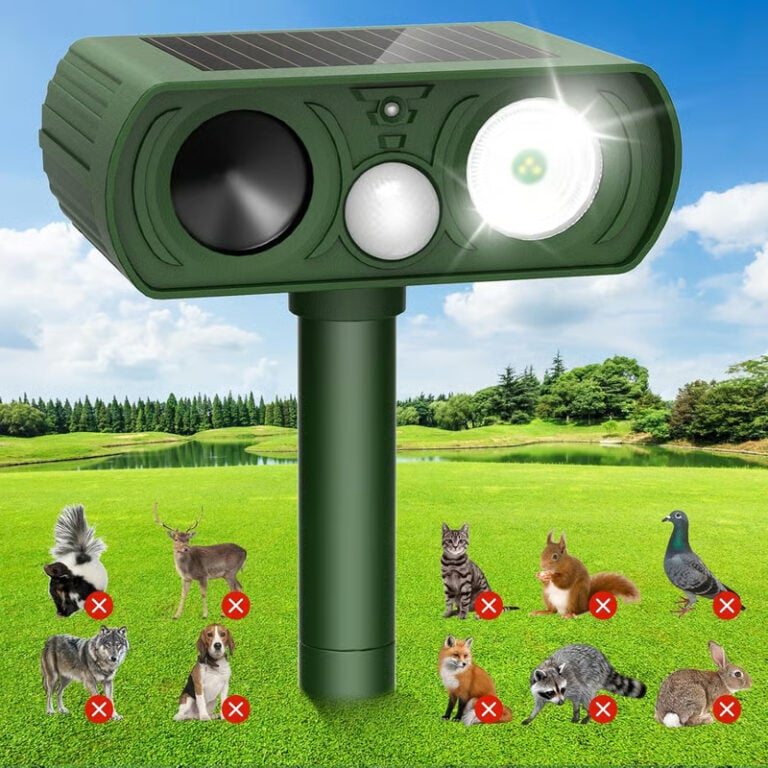 Solar Animal Deterrent Device – Ultrasonic + Strong Light Dual Repulsion , Keep Animals Away from Your Home
