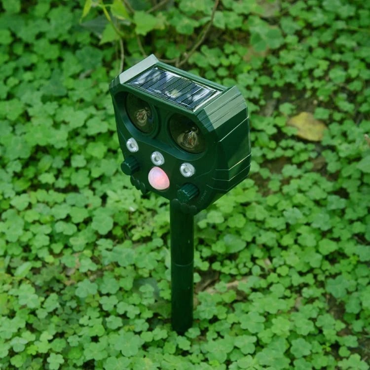 Ultrasonic Raccoon Repeller -Solar Powered-Get Rid of Raccoon in 48 Hours